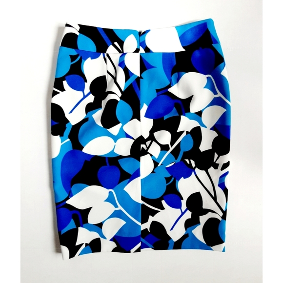 Jones Studio Separate Abstract Floral Pencil Skirt - Picture 9 of 16